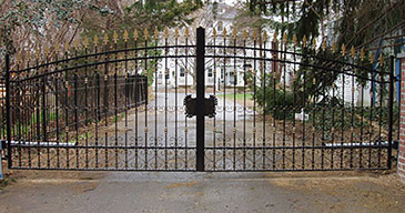 Gates_Fences_16