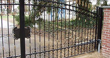 Gates_Fences_17