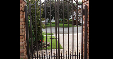 Gates_Fences_24