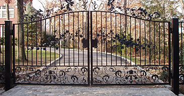 Gates_Fences_43