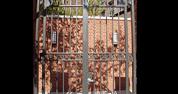 Gates_Fences_44